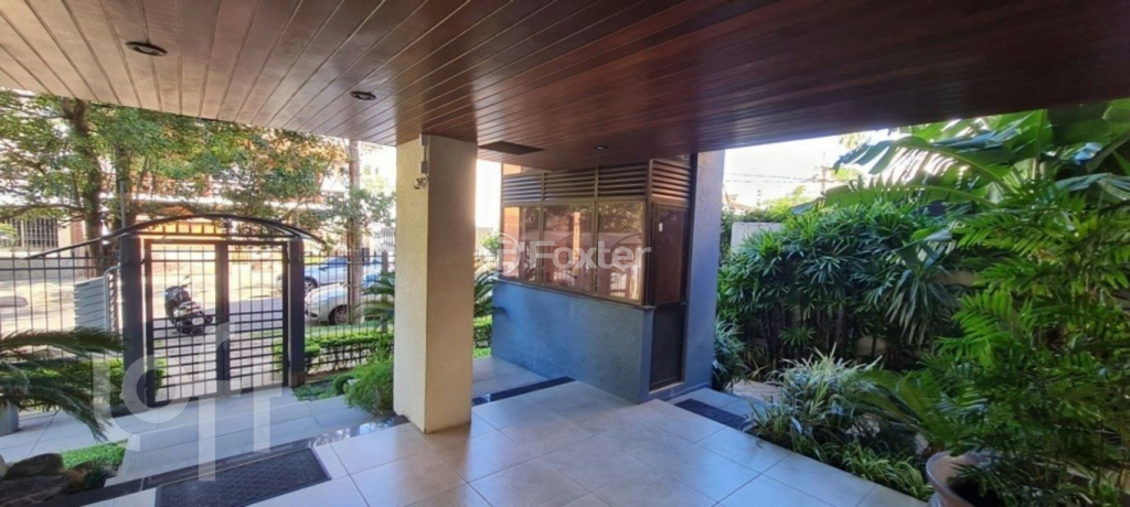 Apartamento à venda com 3 quartos, 194m² - Foto 2