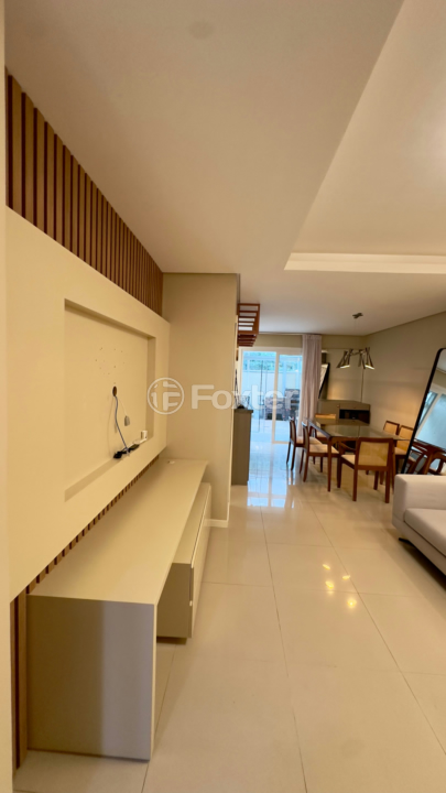 Casa à venda com 3 quartos, 101m² - Foto 5