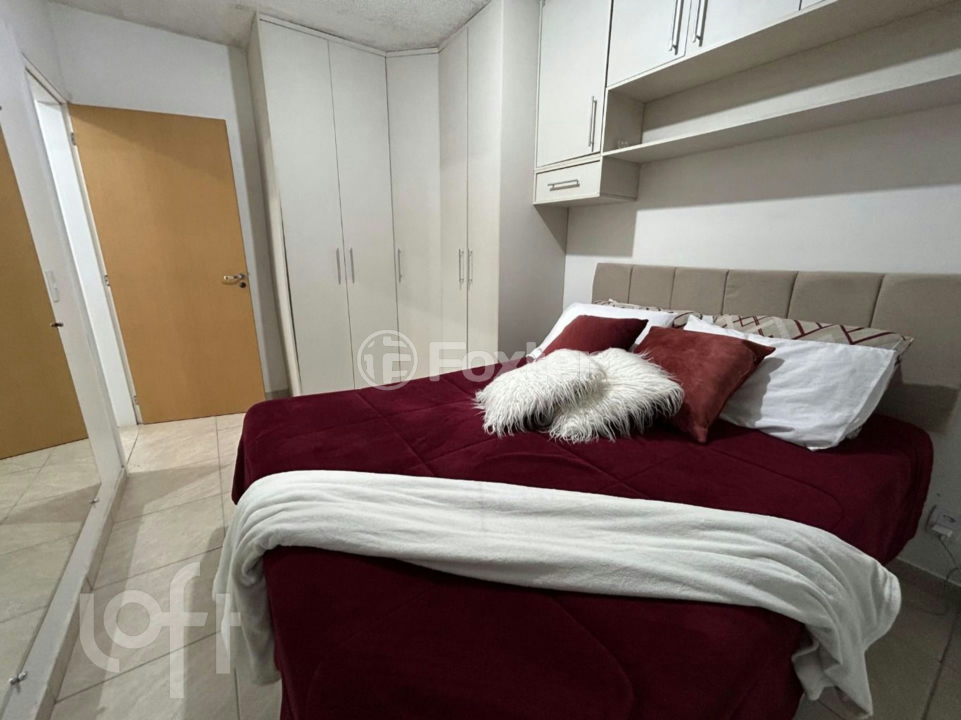 Apartamento à venda com 2 quartos, 62m² - Foto 5