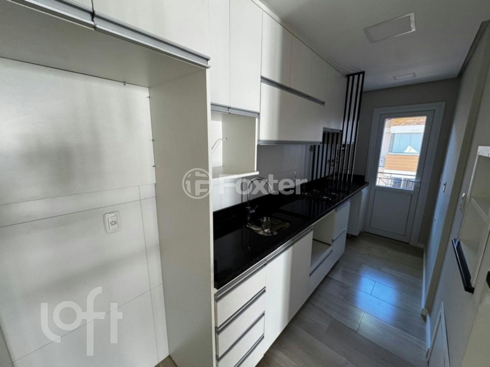 Apartamento à venda com 2 quartos, 66m² - Foto 1