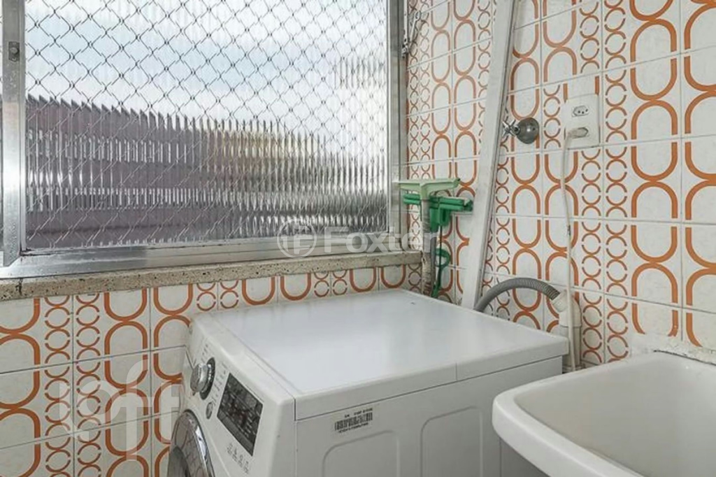 Apartamento à venda com 2 quartos, 62m² - Foto 20