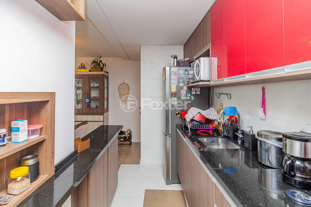 Apartamento à venda com 3 quartos, 76m² - Foto 10