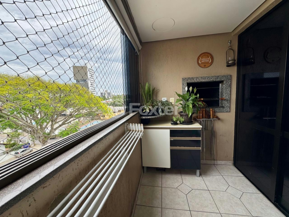 Apartamento à venda com 2 quartos, 73m² - Foto 1