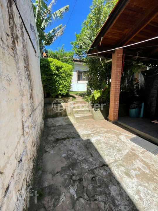 Casa à venda com 3 quartos, 100m² - Foto 25