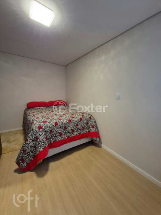 Apartamento à venda com 2 quartos, 60m² - Foto 13