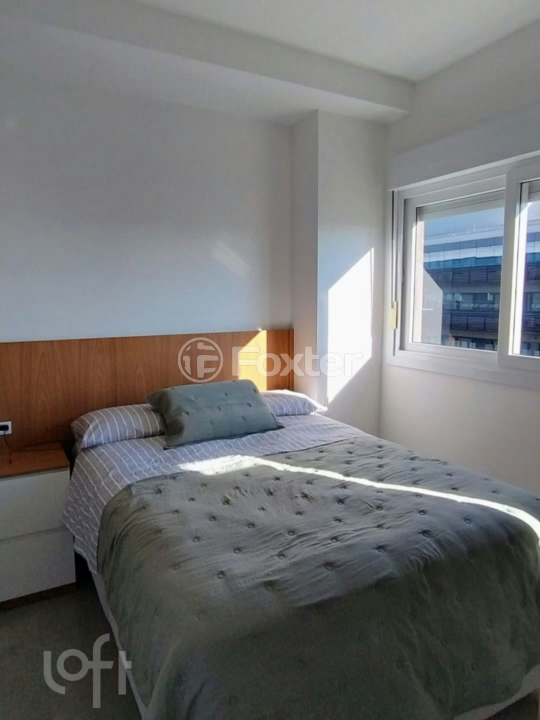 Apartamento à venda com 1 quarto, 38m² - Foto 11