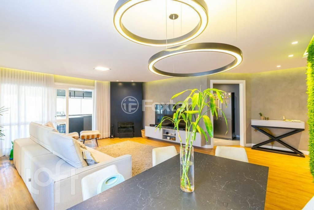 Apartamento à venda com 3 quartos, 158m² - Foto 13