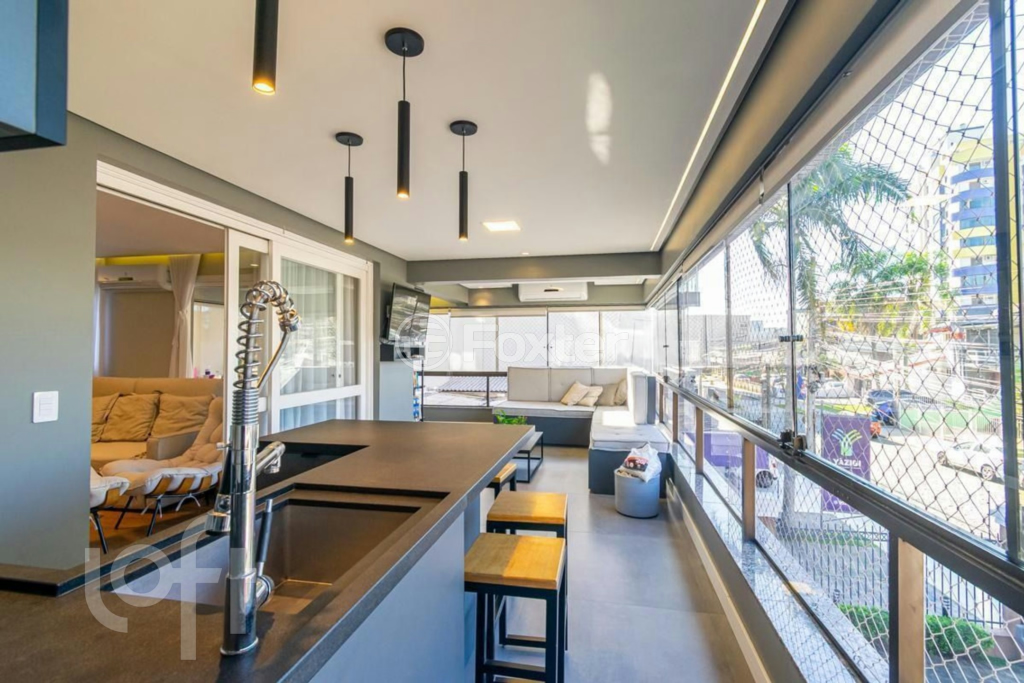 Apartamento à venda com 3 quartos, 158m² - Foto 20