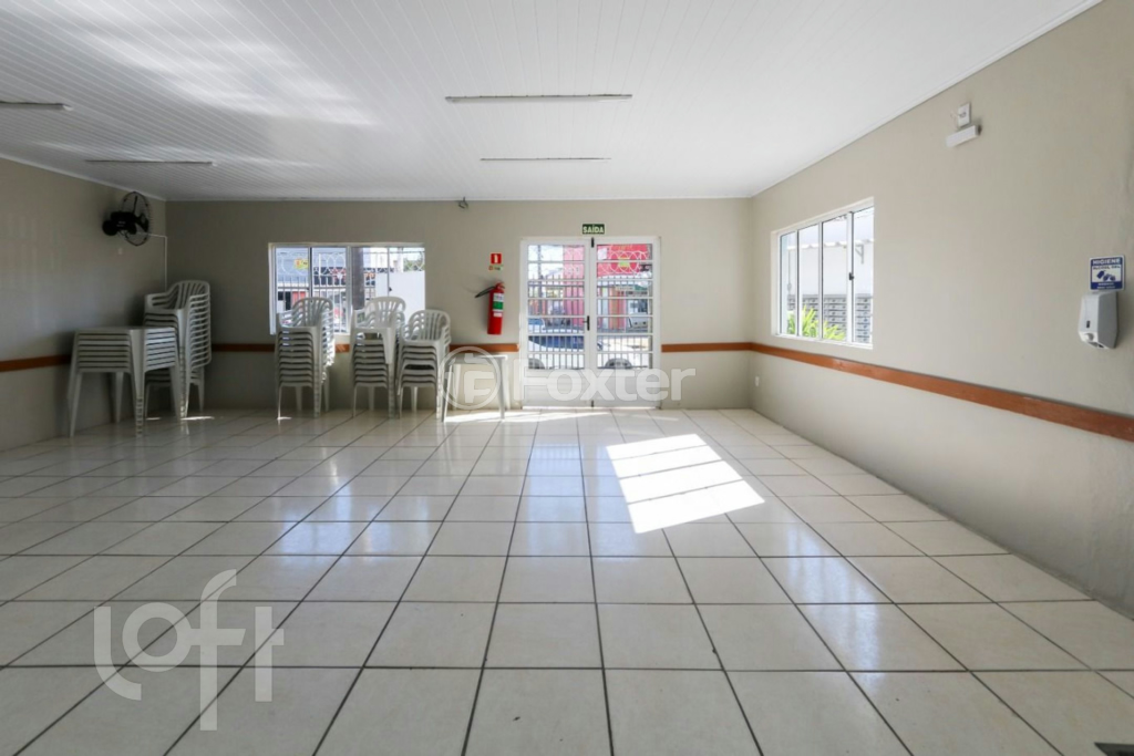 Apartamento à venda com 3 quartos, 61m² - Foto 2