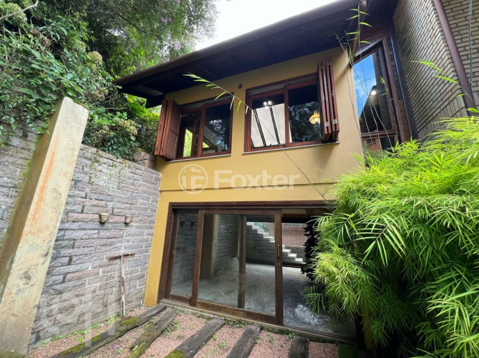 Casa de Condomínio à venda com 3 quartos, 180m² - Foto 3