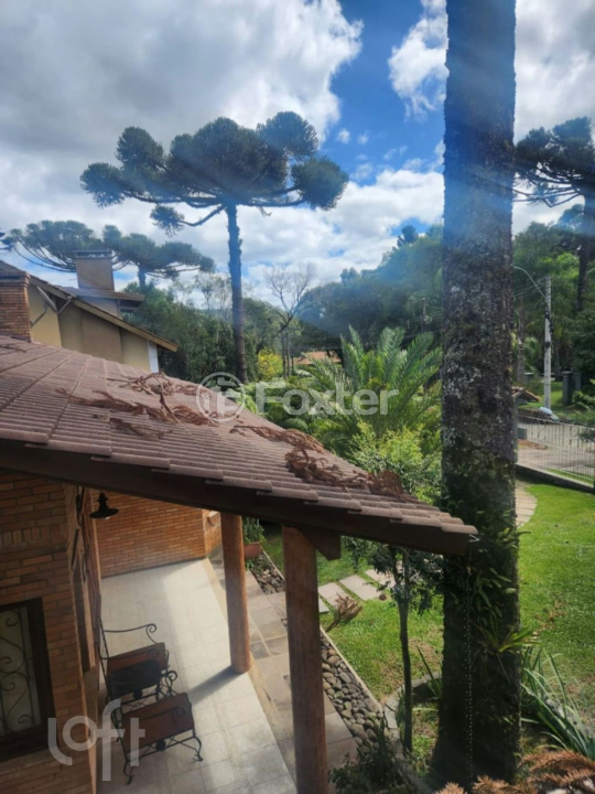 Casa à venda com 3 quartos, 234m² - Foto 9