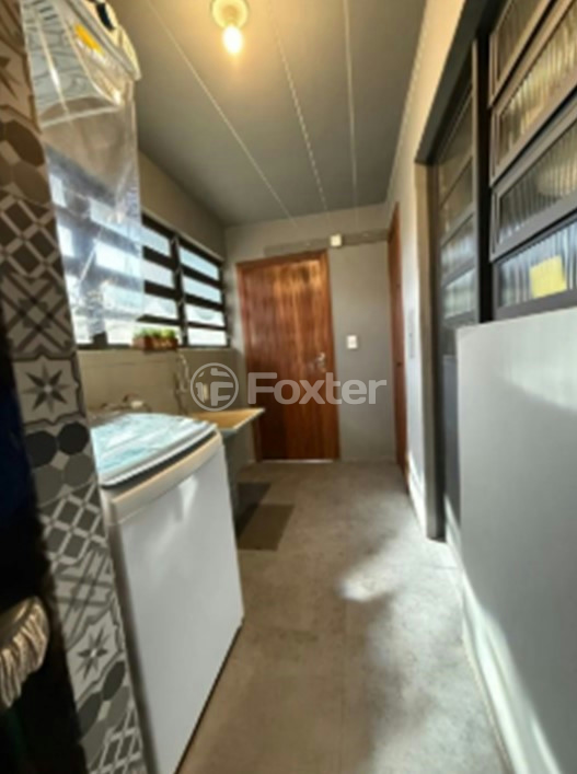 Casa à venda com 4 quartos, 150m² - Foto 17
