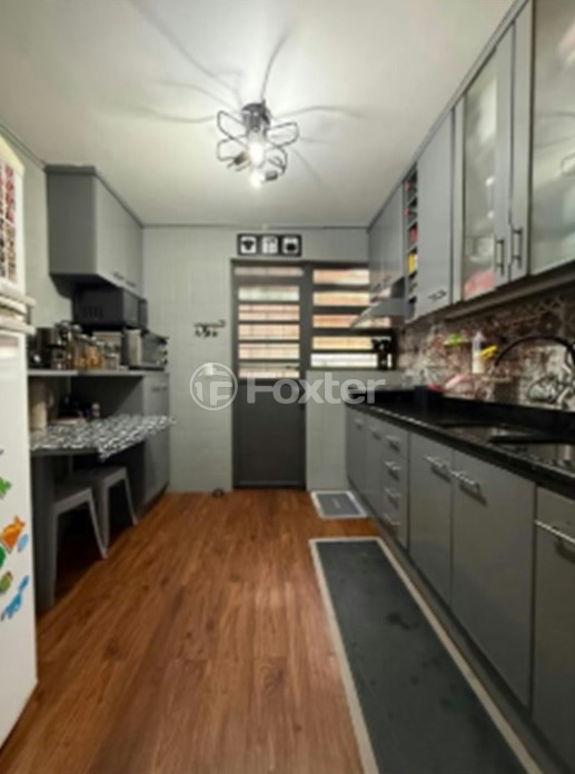 Casa à venda com 4 quartos, 150m² - Foto 7