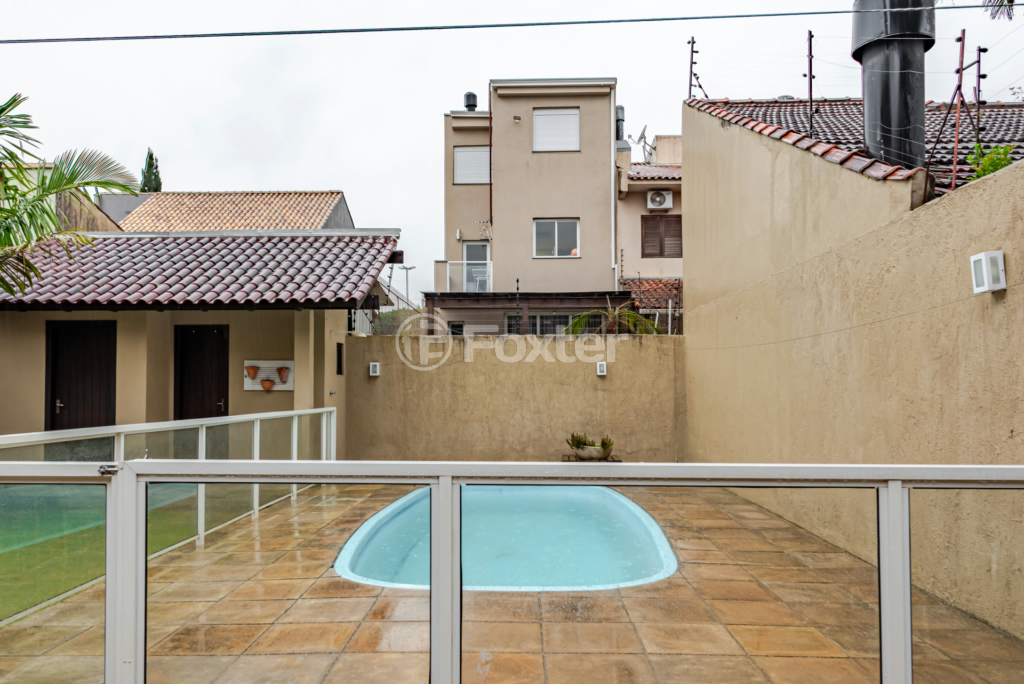 Casa à venda com 3 quartos, 220m² - Foto 13