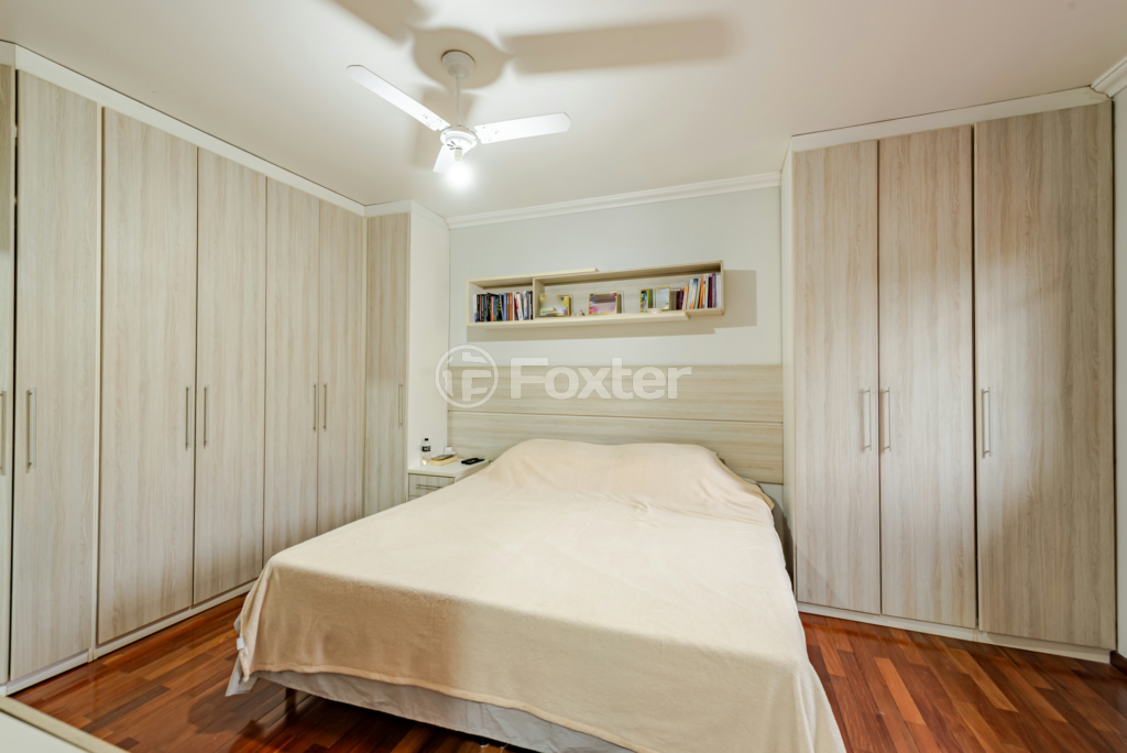 Casa à venda com 3 quartos, 220m² - Foto 17