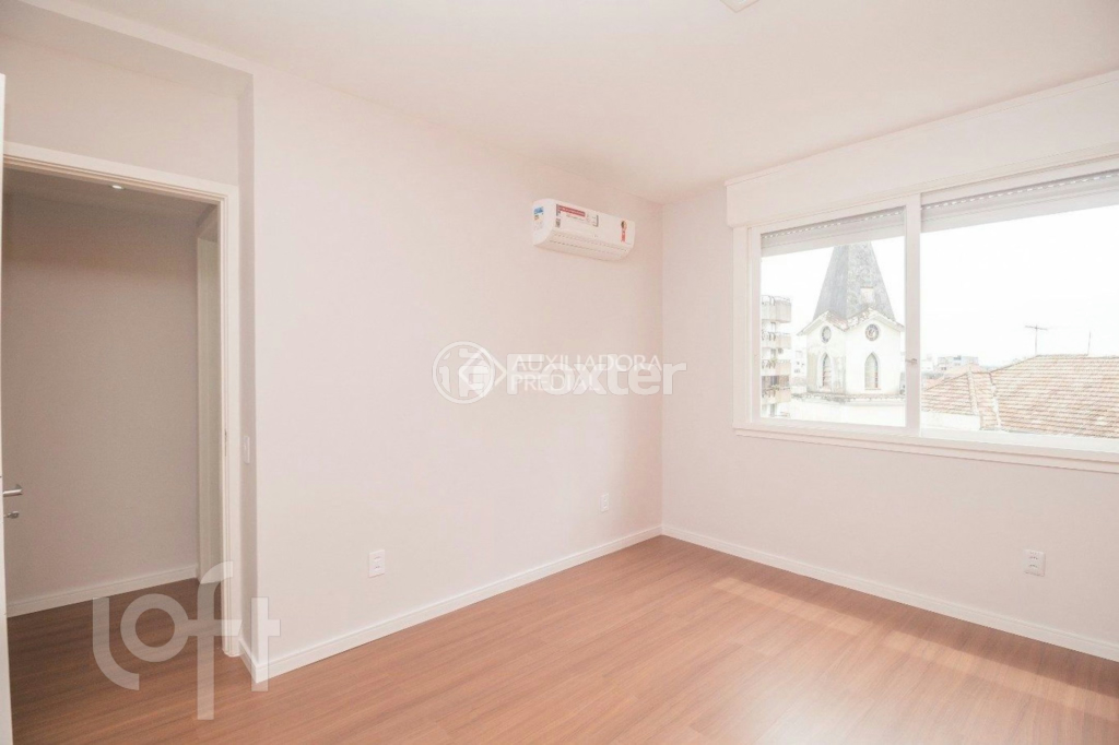 Apartamento à venda com 2 quartos, 75m² - Foto 15
