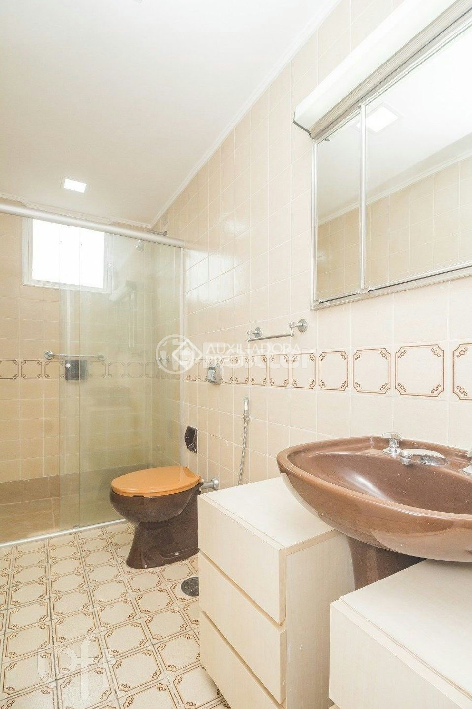 Apartamento à venda com 2 quartos, 75m² - Foto 17