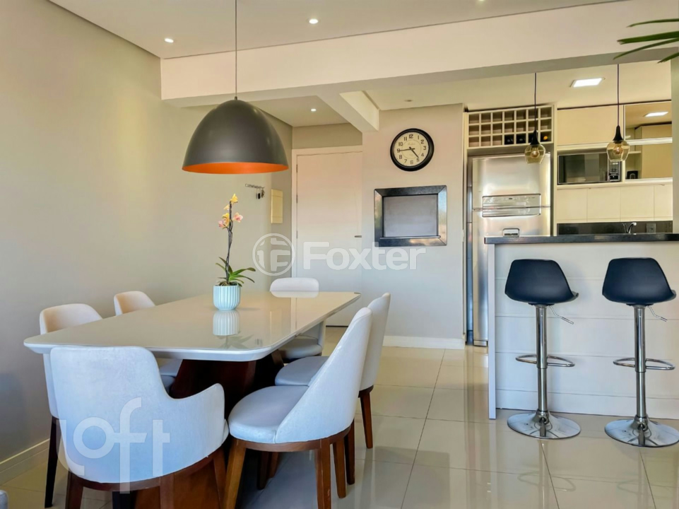 Apartamento à venda com 2 quartos, 76m² - Foto 13