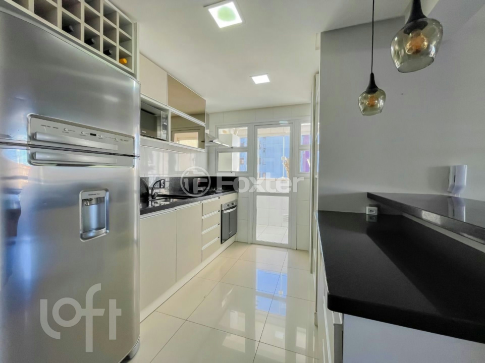 Apartamento à venda com 2 quartos, 76m² - Foto 8