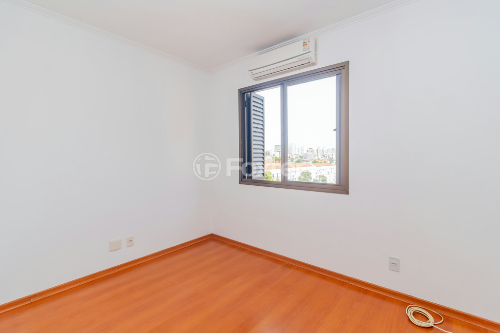 Apartamento à venda com 3 quartos, 70m² - Foto 19