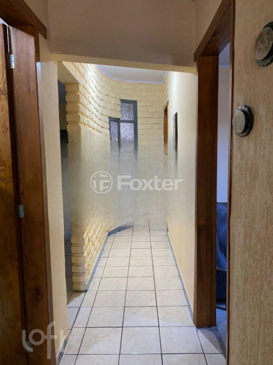 Casa à venda com 3 quartos, 290m² - Foto 3