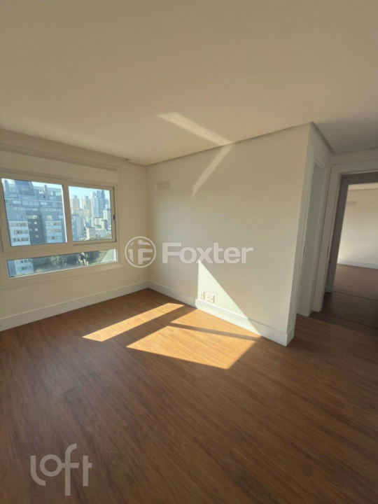 Apartamento à venda com 3 quartos, 154m² - Foto 7