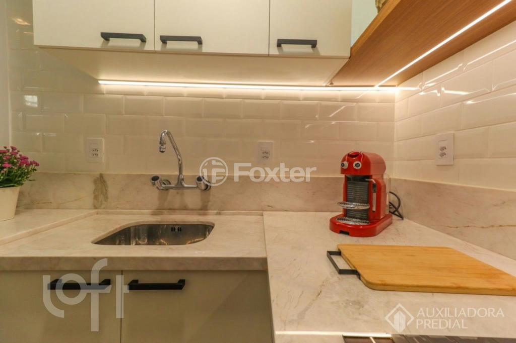 Apartamento à venda com 1 quarto, 37m² - Foto 1