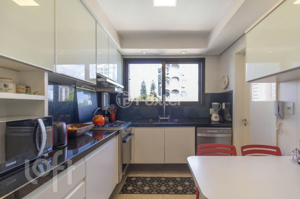 Apartamento à venda com 3 quartos, 127m² - Foto 27