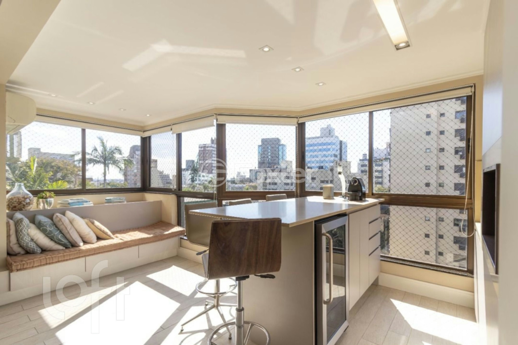 Apartamento à venda com 3 quartos, 127m² - Foto 4