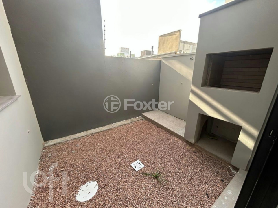 Casa à venda com 3 quartos, 80m² - Foto 3