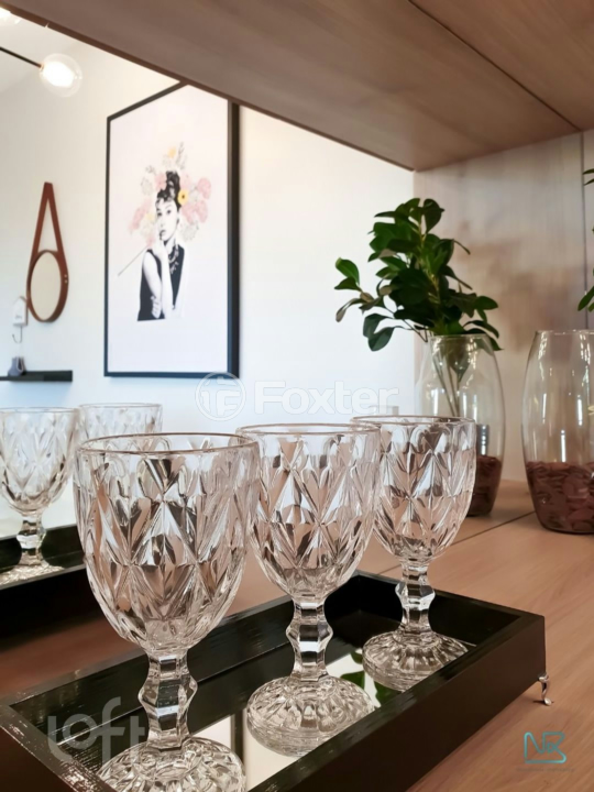 Apartamento à venda com 2 quartos, 56m² - Foto 19