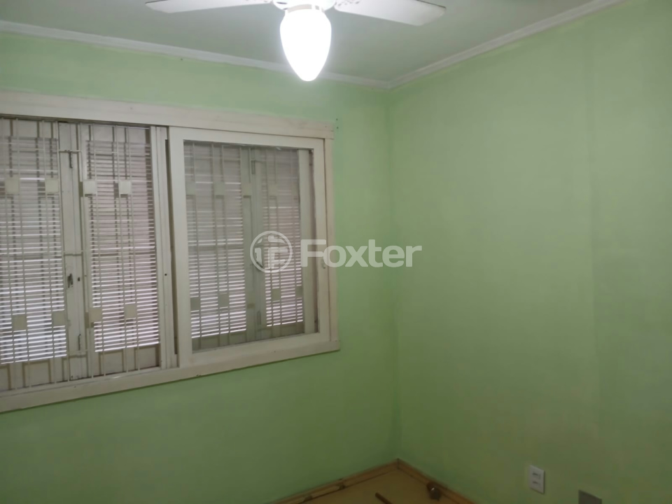 Casa à venda com 3 quartos, 200m² - Foto 4