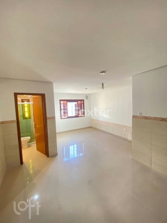 Casa à venda com 3 quartos, 150m² - Foto 4
