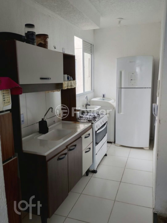 Apartamento à venda com 2 quartos, 41m² - Foto 2