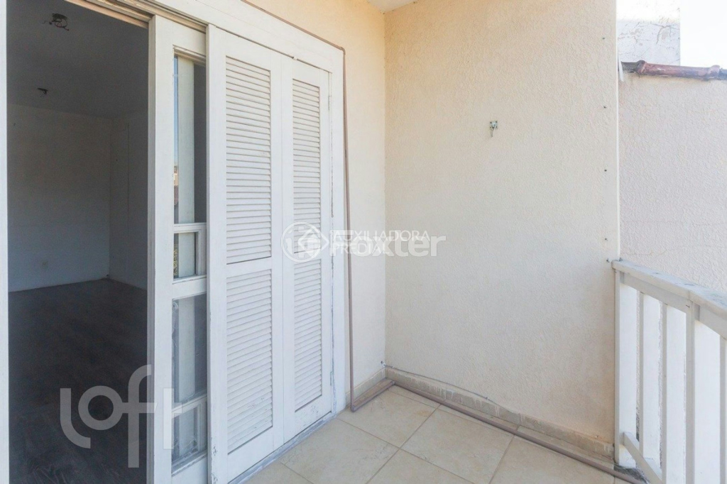 Casa à venda com 3 quartos, 232m² - Foto 18