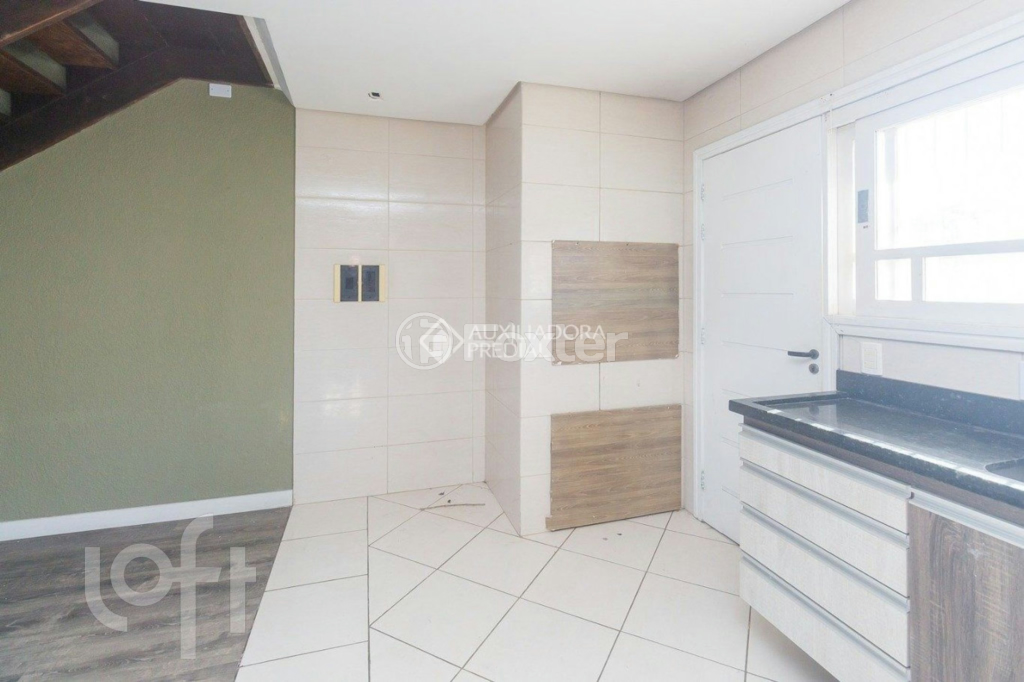 Casa à venda com 3 quartos, 232m² - Foto 6