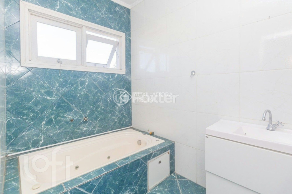 Casa à venda com 3 quartos, 232m² - Foto 11