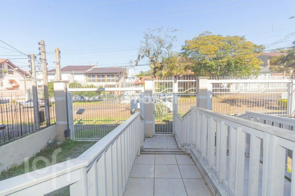 Casa à venda com 3 quartos, 232m² - Foto 34
