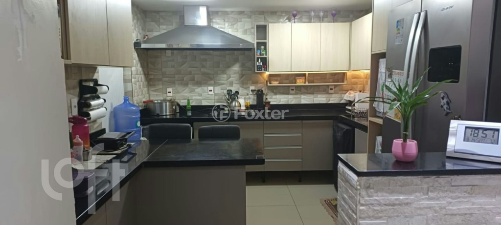 Casa de Condomínio à venda com 4 quartos, 90m² - Foto 3
