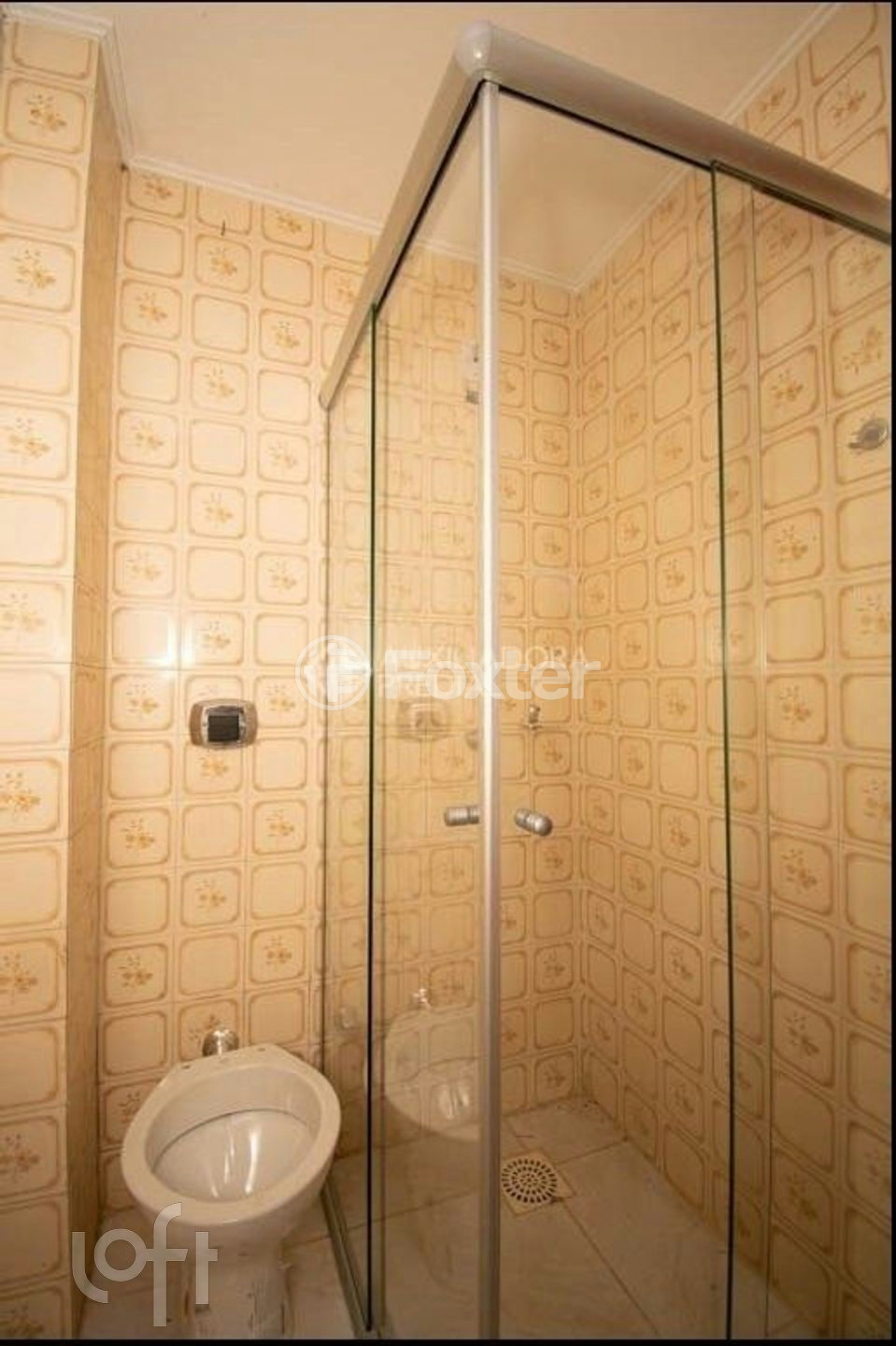 Apartamento à venda com 2 quartos, 75m² - Foto 17