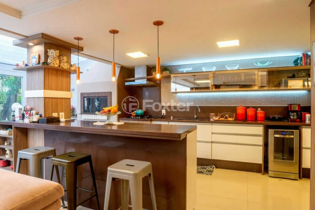 Casa de Condomínio à venda com 3 quartos, 263m² - Foto 1