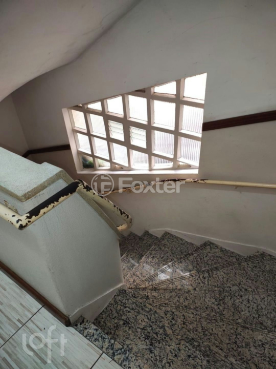 Apartamento à venda com 2 quartos, 67m² - Foto 27