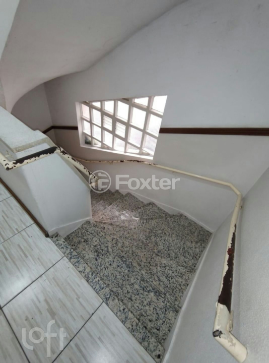 Apartamento à venda com 2 quartos, 67m² - Foto 28