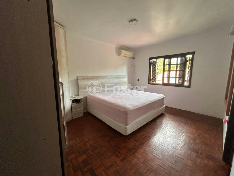 Casa à venda com 3 quartos, 200m² - Foto 7