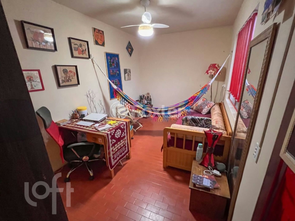 Casa à venda com 5 quartos, 266m² - Foto 6