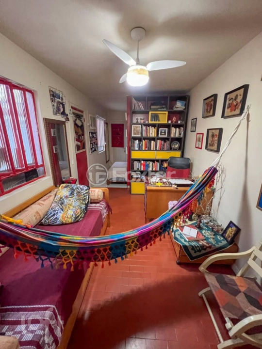 Casa à venda com 5 quartos, 266m² - Foto 7