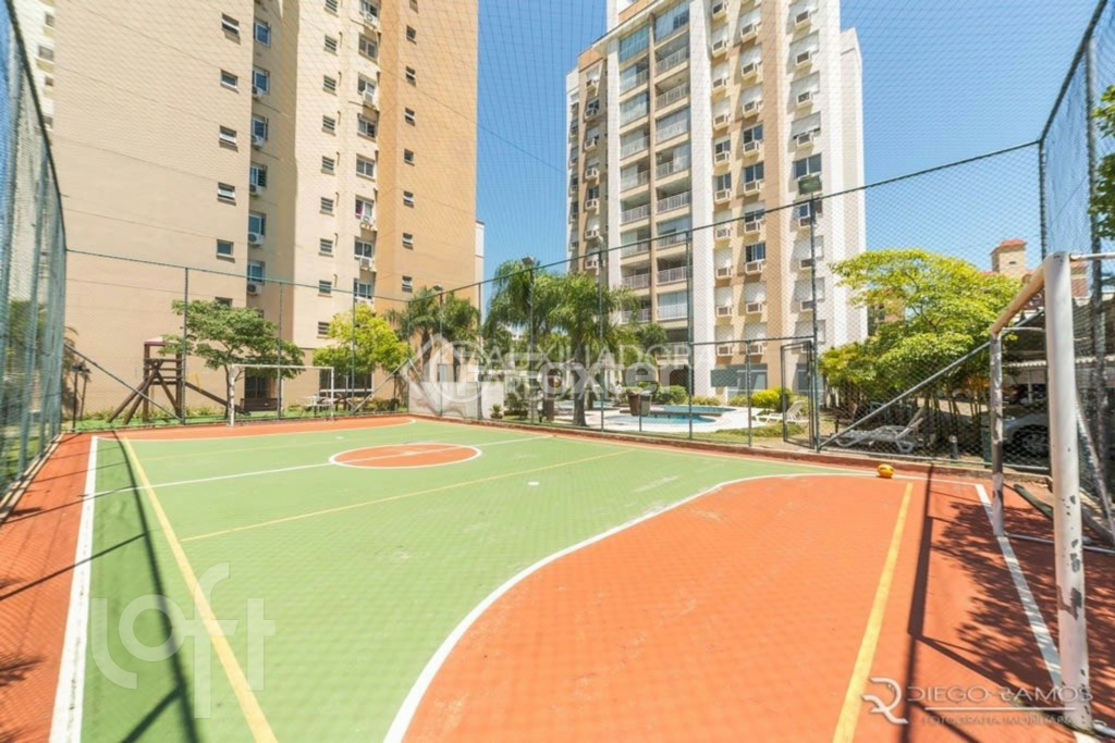 Apartamento à venda com 2 quartos, 70m² - Foto 27