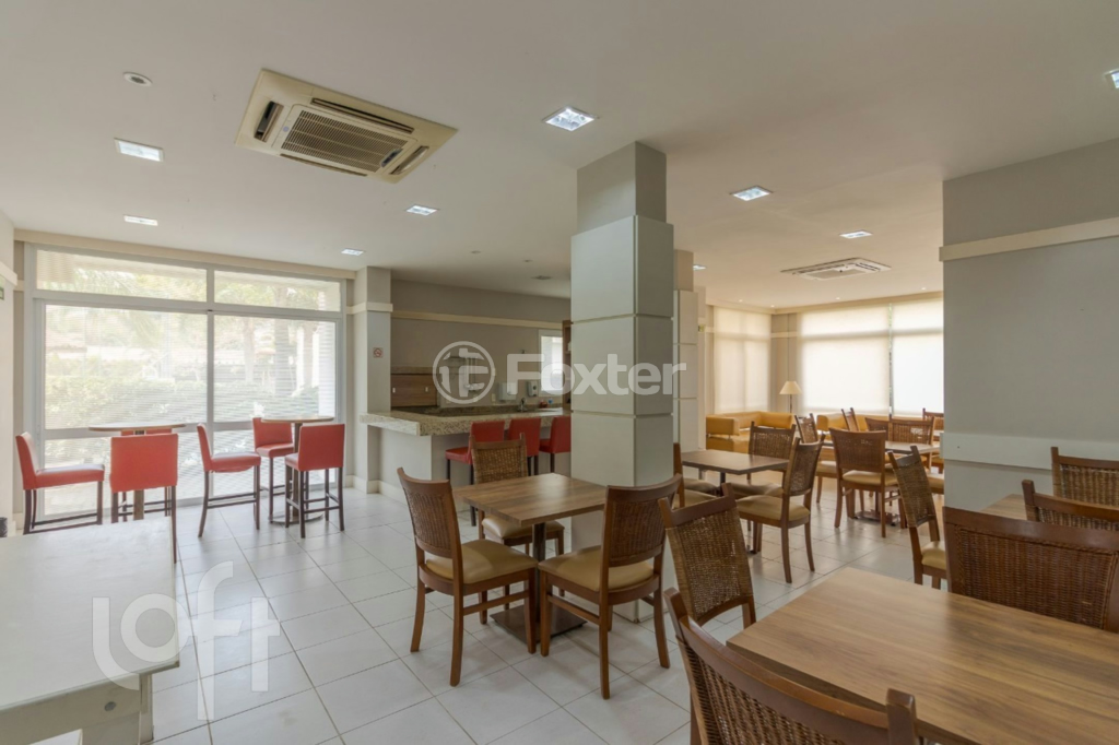 Apartamento à venda com 2 quartos, 70m² - Foto 37