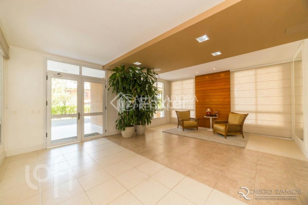 Apartamento à venda com 2 quartos, 70m² - Foto 22