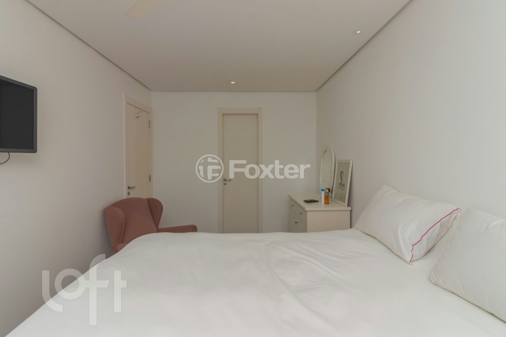Apartamento à venda com 2 quartos, 70m² - Foto 15
